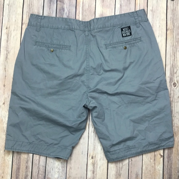 WON Woolf Originals New York Gray Shorts 36 - Picture 2 of 5